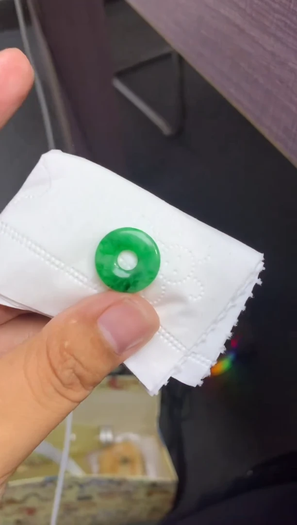 定制翡翠未镶嵌毛货