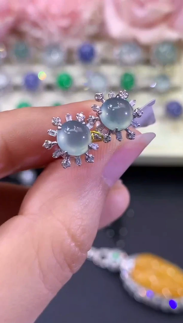 18K金镶嵌翡翠耳饰B33