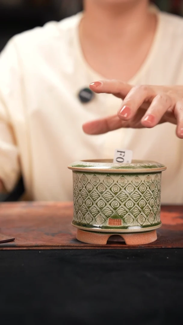 7-23-067花盆口径7.5