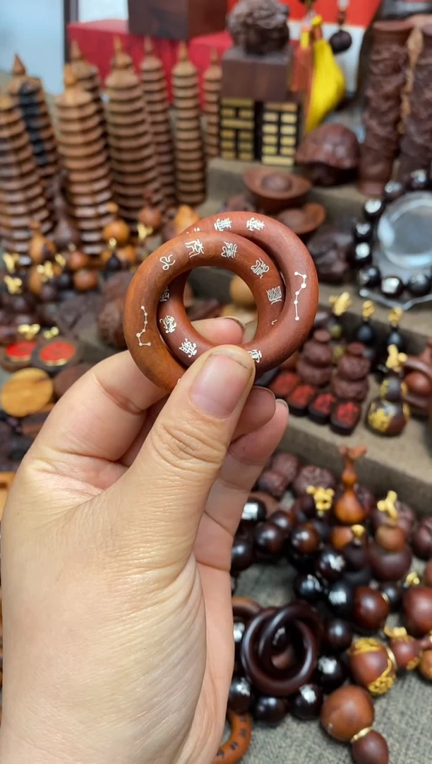 【闪购商品】木枣木小乾坤圈镶银十字一物一拍