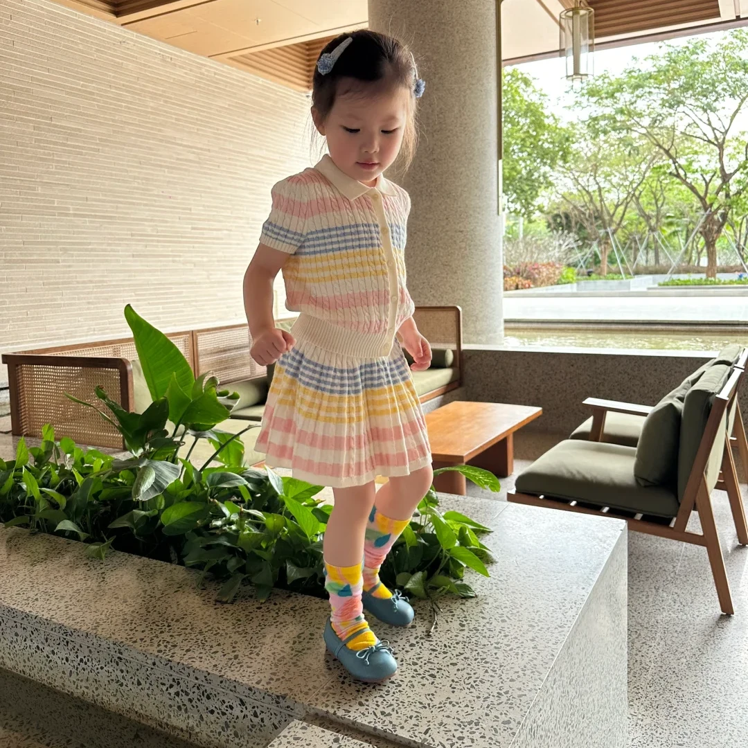 新款童装小女孩可爱韩风秋装多巴胺色彩条纹上衣配半身裙