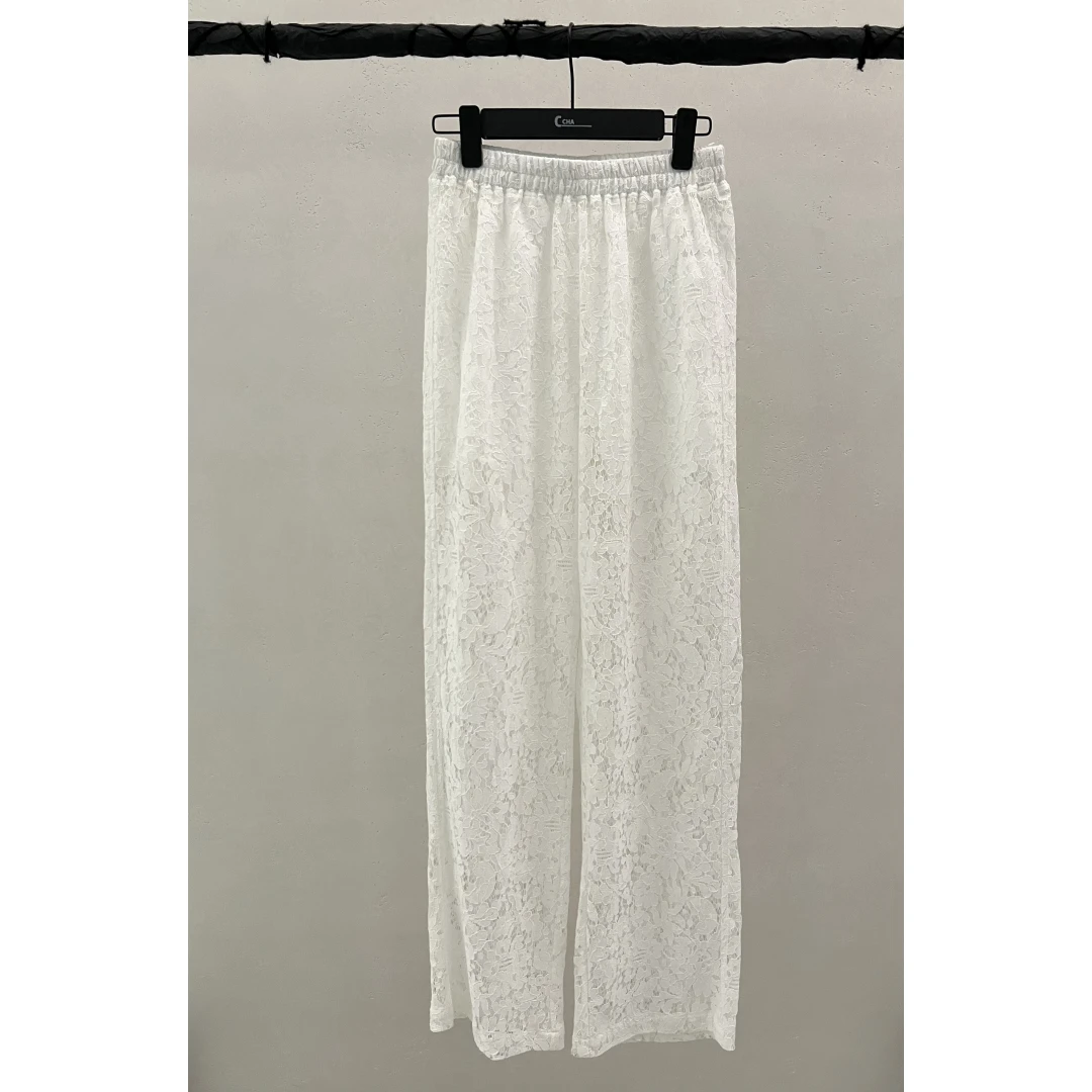 高品蕾丝裤 J24K221