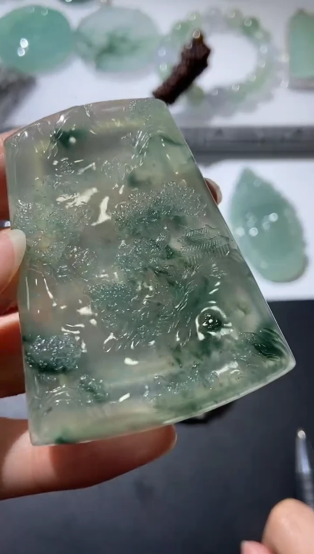 未镶嵌挂件翡翠374516   多人