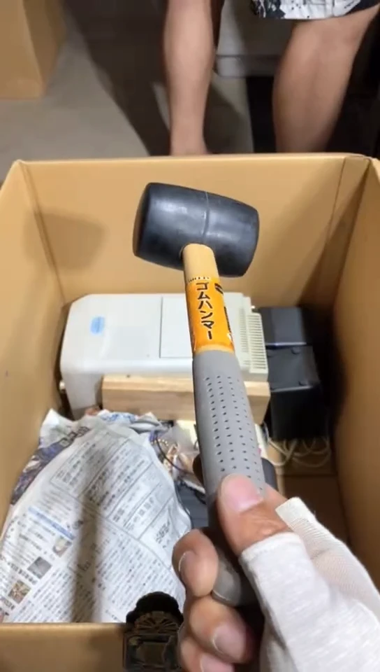 8新抚****源中古商品，瑕疵品，不保好坏。193