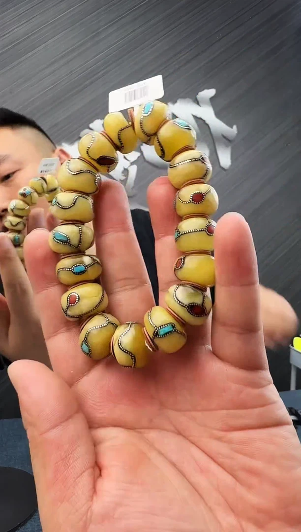 蜜蜡未镶嵌珠宝奇石假一罚十52，多样性发其一