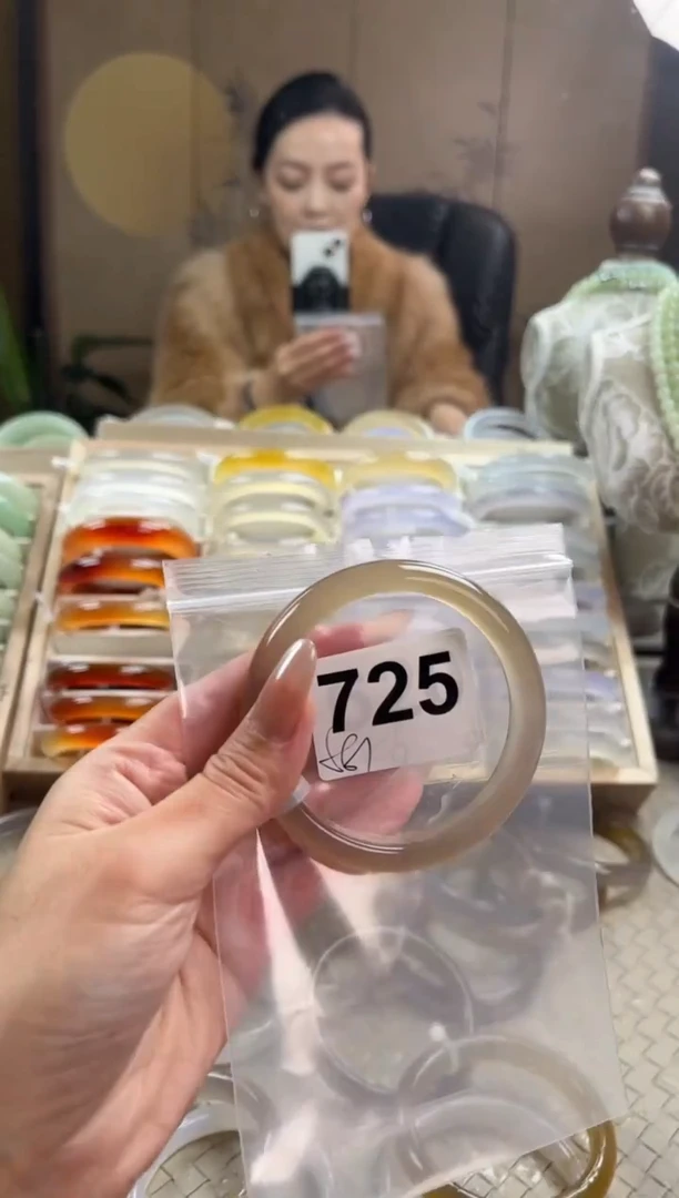 手镯玛瑙/玉髓未镶嵌725