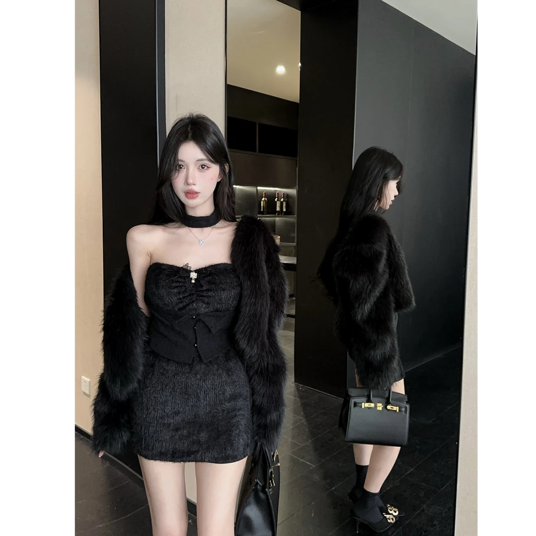 2025秋冬新款户外纯欲风撞色毛绒绒抹胸裙收腰蝴蝶结设计感连衣裙