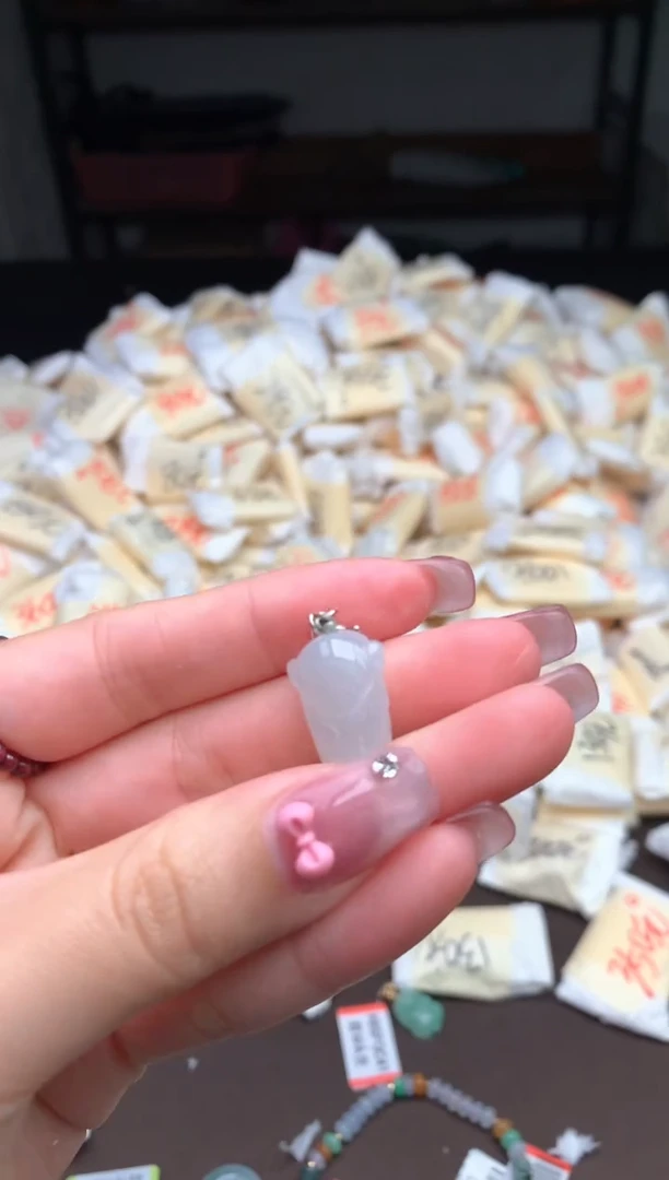 【闪购商品】翡翠颈饰银S925镶嵌—