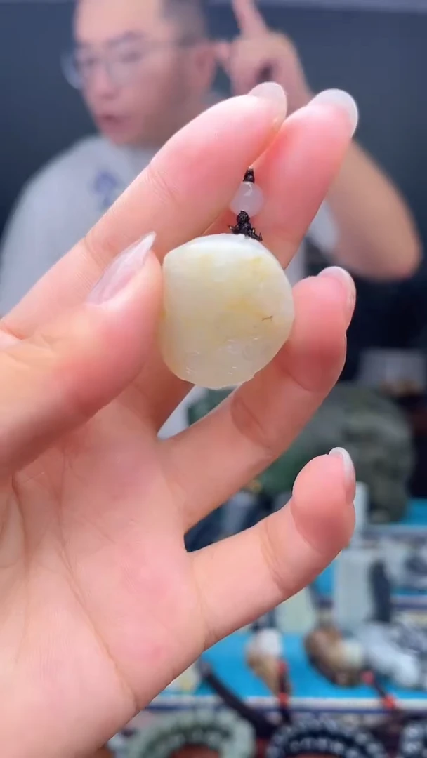 未镶嵌和田玉挂件1