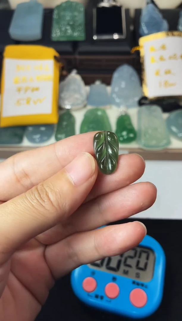 未镶嵌定制翡翠赵*5036毛货不退不换