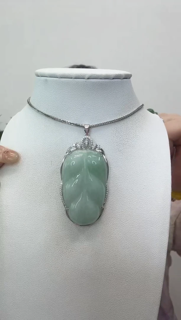 翡翠银S925镶嵌吊坠(赠链)叶子