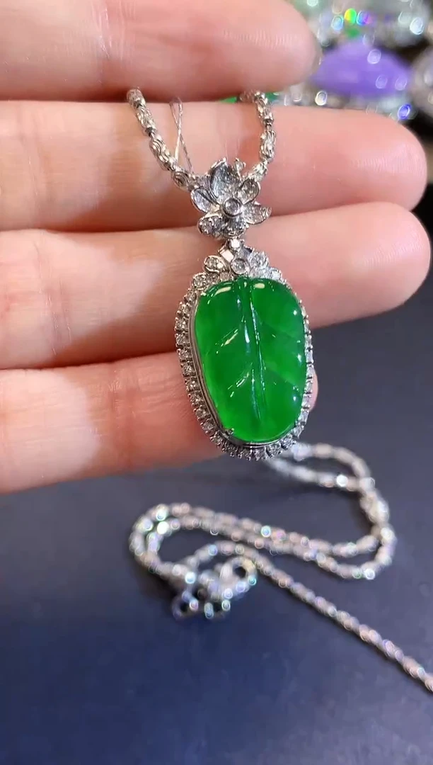 吊坠(不含链)18K金镶嵌翡翠S25