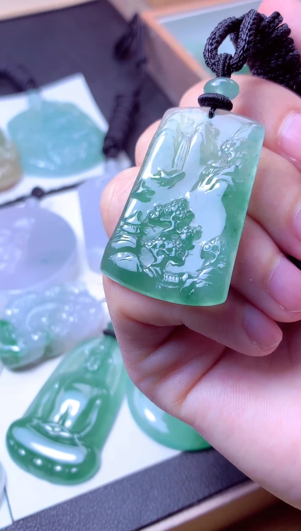 颈饰未镶嵌翡翠天然A货翡翠