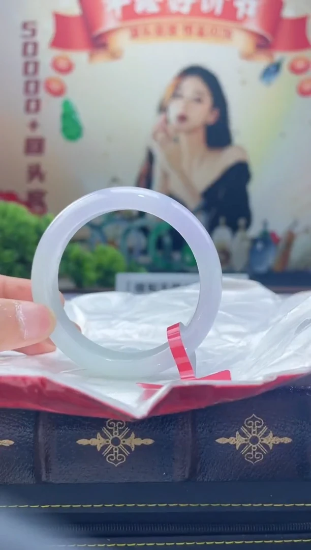 【闪购商品】翡翠手镯未镶嵌手镯5