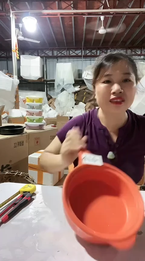 4146瑕疵橙色手把锅
