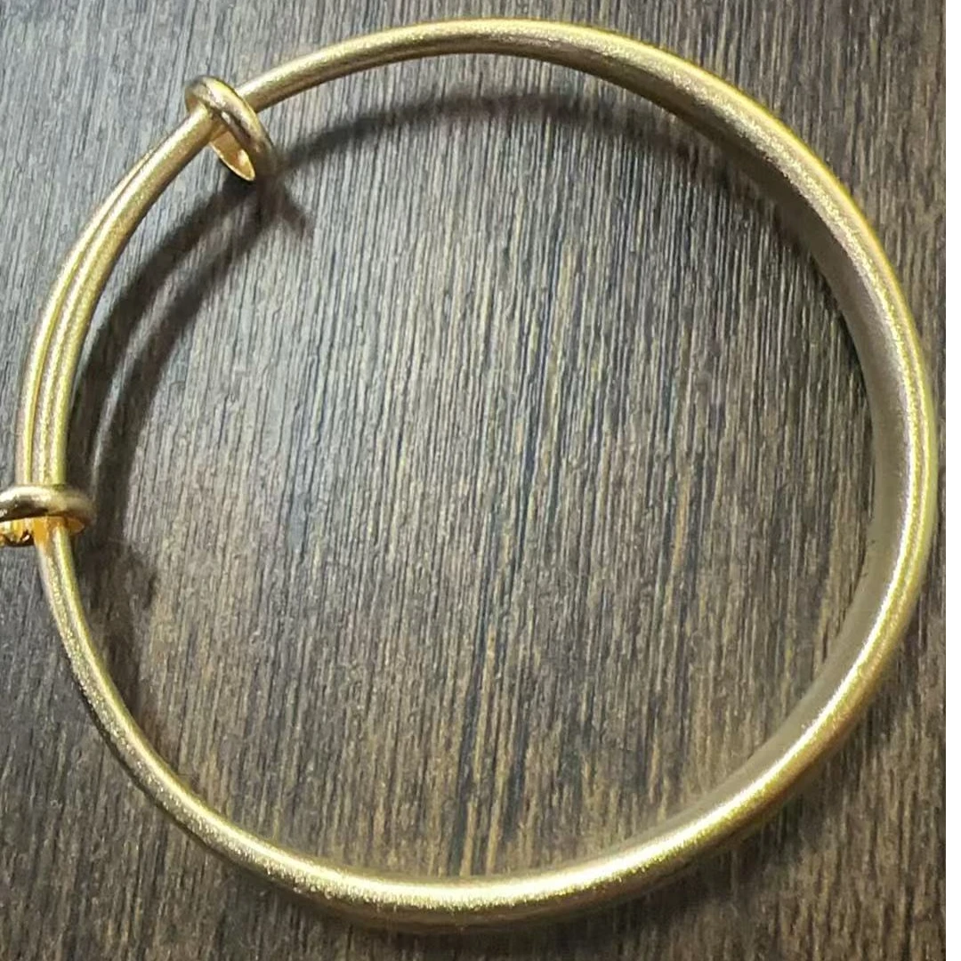 b72时尚百搭精品手镯