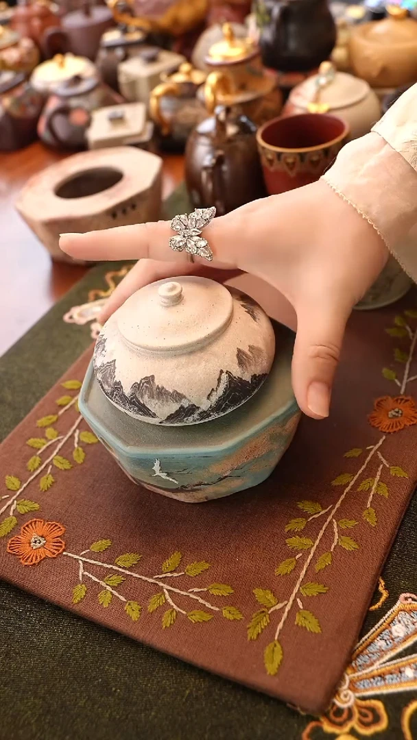 茶壶紫砂水墨丹青茶叶罐