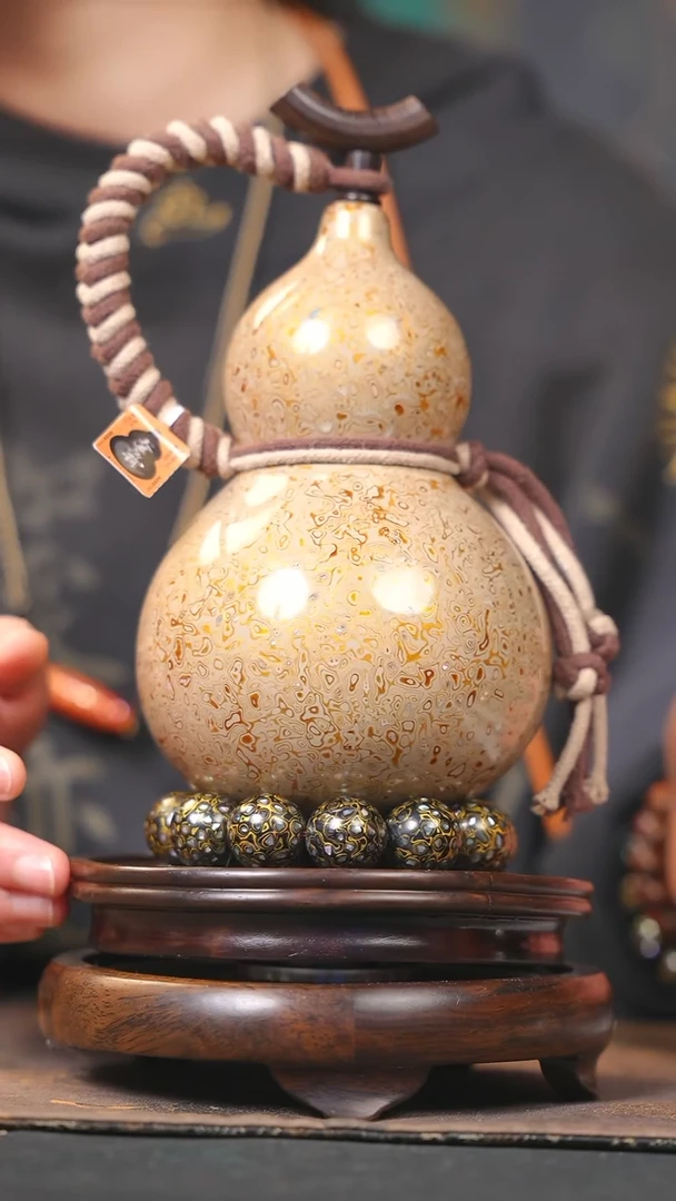 【闪购商品】YL165漆艺酒葫芦不包手串及旋转底座