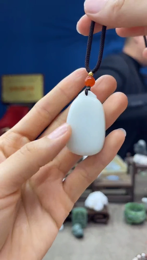 【闪购商品】和田玉颈饰未镶嵌1