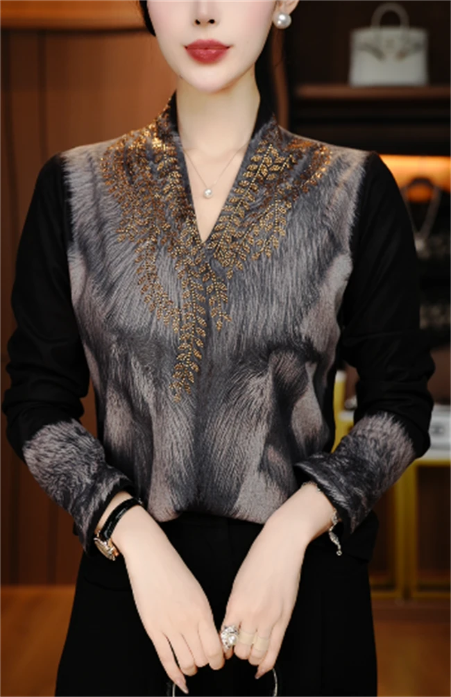 333XY秋冬保暖毛衣抗起球高端显瘦百搭减龄气质时尚套头V24M0423