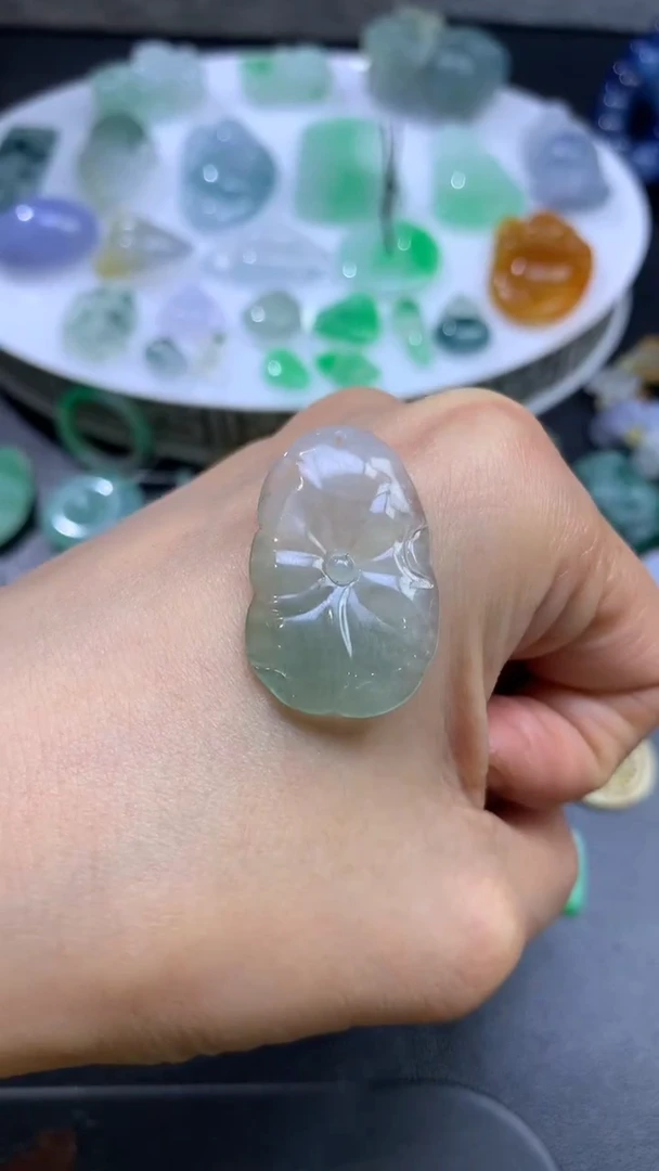【闪购商品】定制翡翠未镶嵌翡翠
