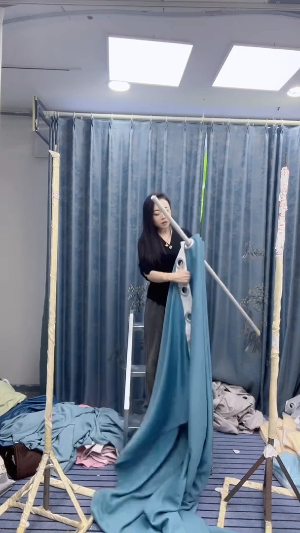 混纺棉麻28号  四米蔷薇蓝色 成品窗帘批发