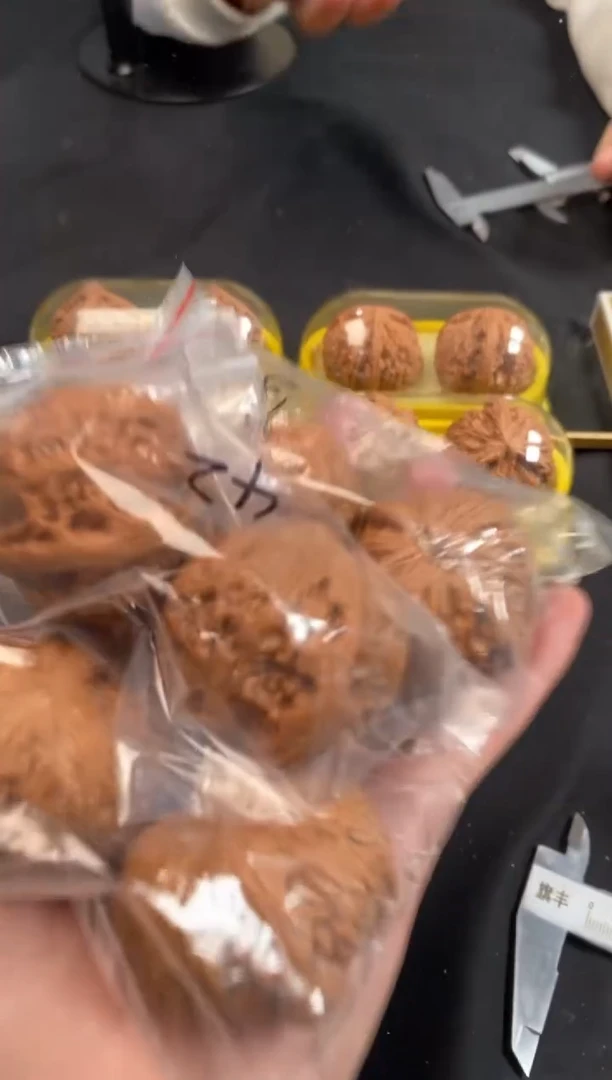 把件文玩核桃铁锤42尺随机发