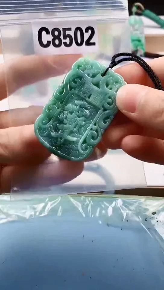 翡翠未镶嵌颈饰天然翡翠吊坠挂件