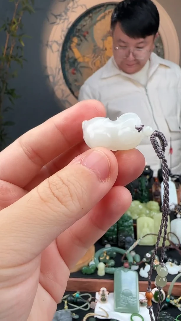 颈饰未镶嵌和田玉和田玉