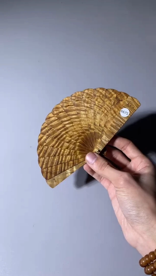 【闪购商品】金丝楠667号10cm金丝楠迷你扇