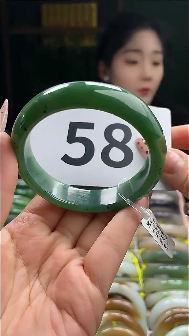 定制和田玉和田玉手镯