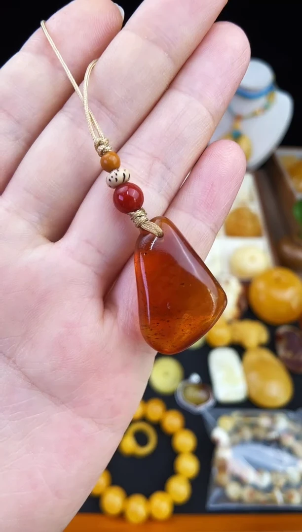 琥珀未镶嵌珠宝奇石柒月