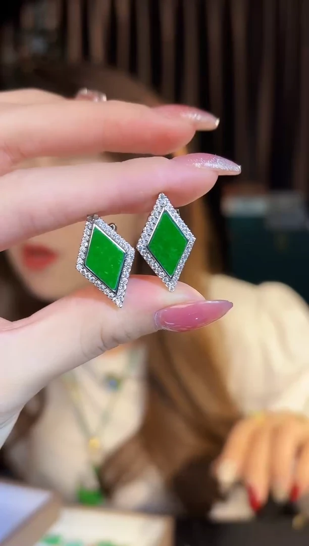 【闪购商品】翡翠耳饰银S925镶嵌缅料A货/支持复检/一件