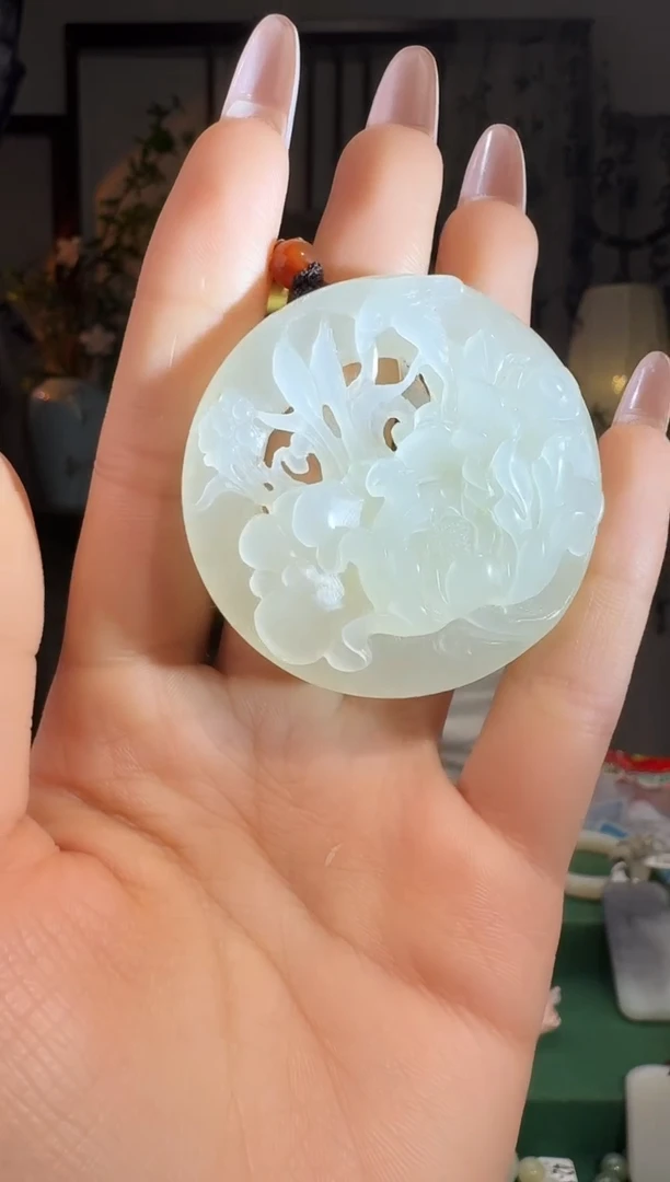 颈饰未镶嵌和田玉花牌49、12.1