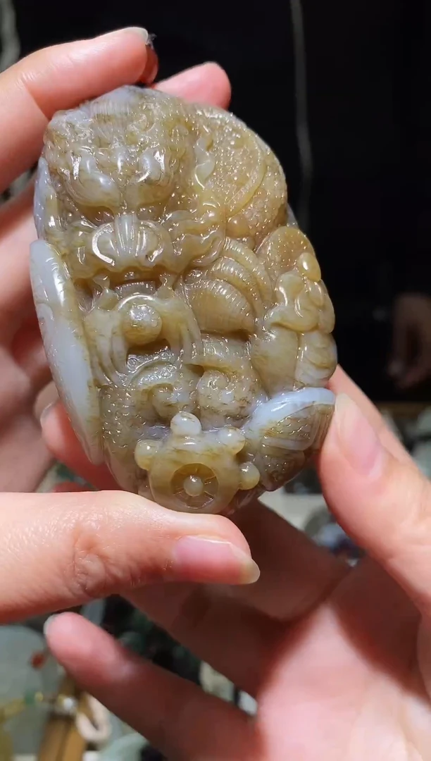 未镶嵌和田玉把件1