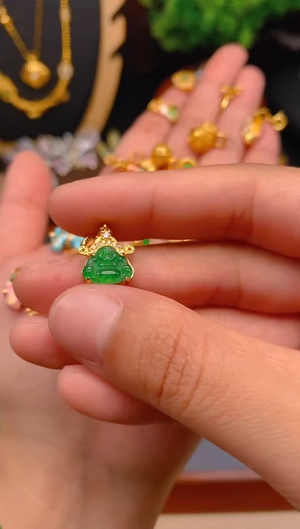 【闪购商品】翡翠吊坠(不含链)银S925镶嵌金色财神佛公