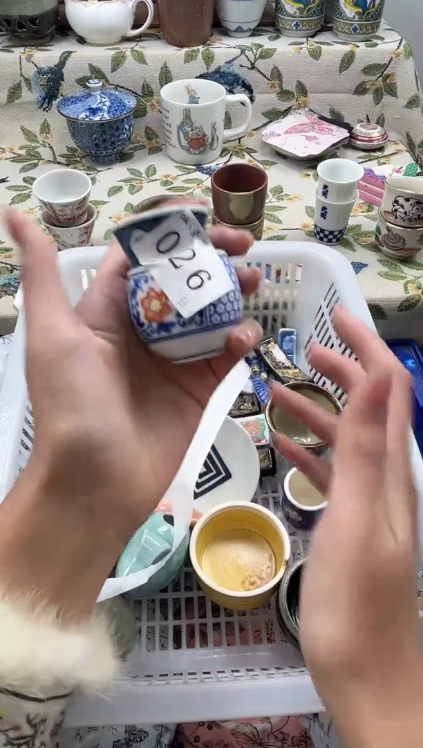 瓷片六**回        026