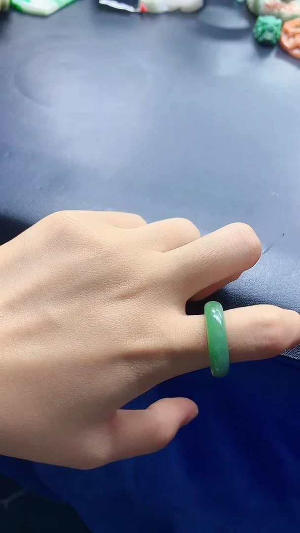 颈饰未镶嵌翡翠天然缅甸a货翡翠17.6