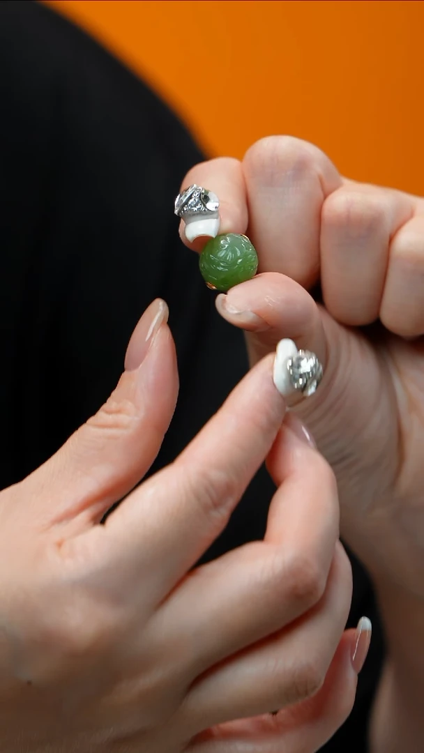 和田玉（碧玉）18K金镶嵌颈饰18k碧玉吊坠 多样性发其一