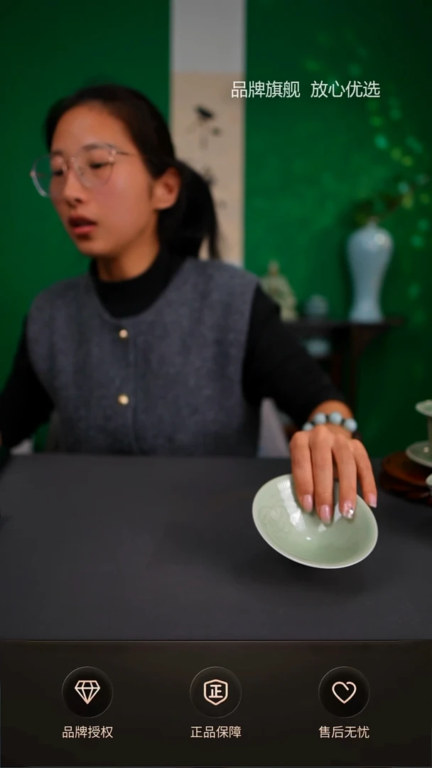 【闪购商品】一级手工雕刻豆绿荷花斗笠