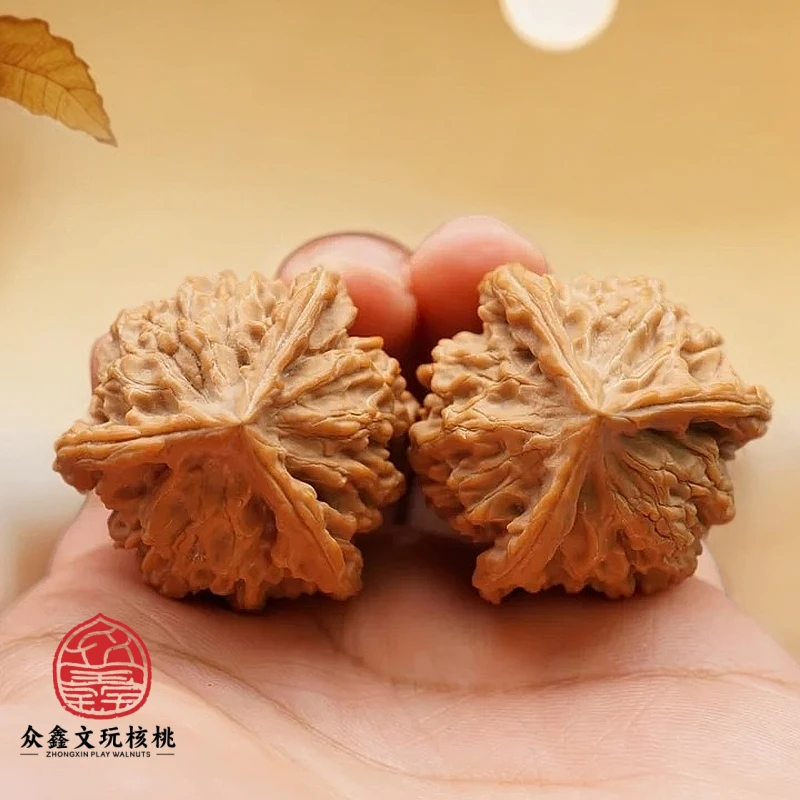 众鑫文玩--盘山三棱42左右尺寸（全品）
