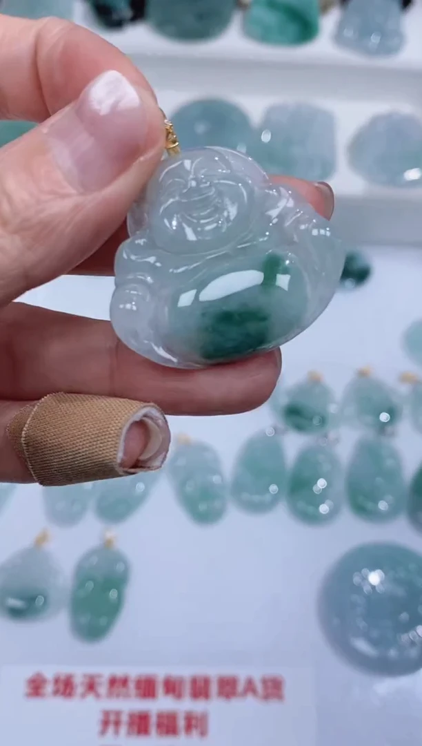 颈饰银S925镶嵌翡翠吊坠