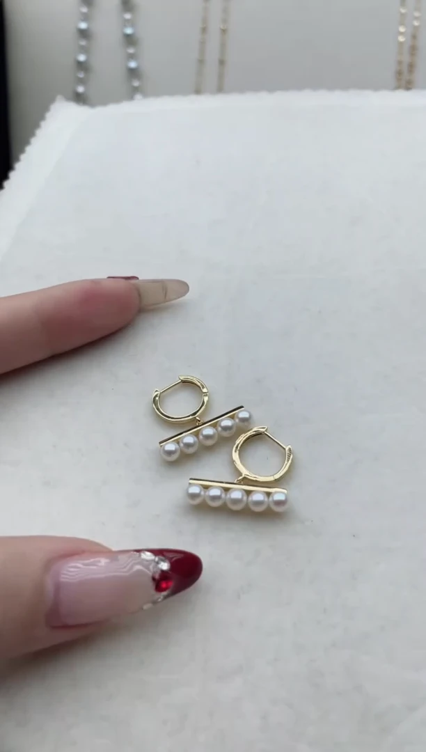 【闪购商品】淡水珍珠耳饰银S925镶嵌A25