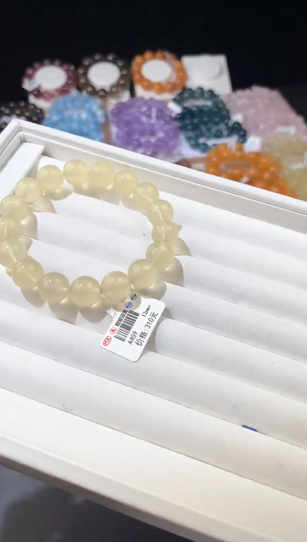 【闪购商品】水晶手链未镶嵌多样性发一柠檬黄12mm