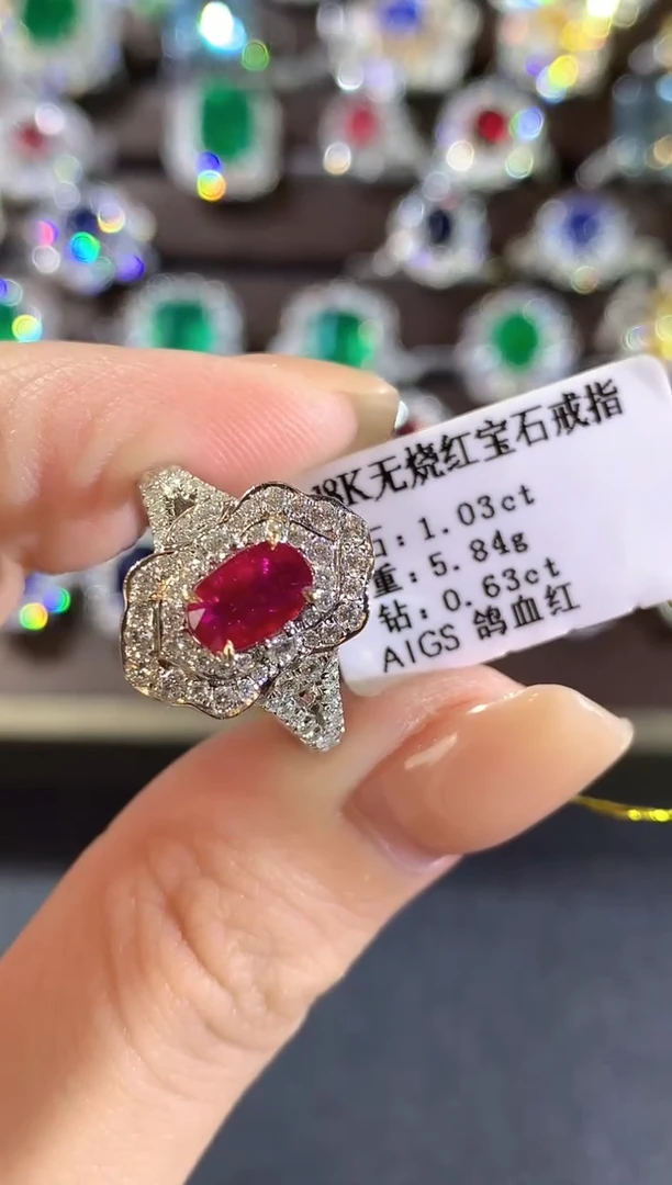 18K金镶嵌戒指红宝石e470