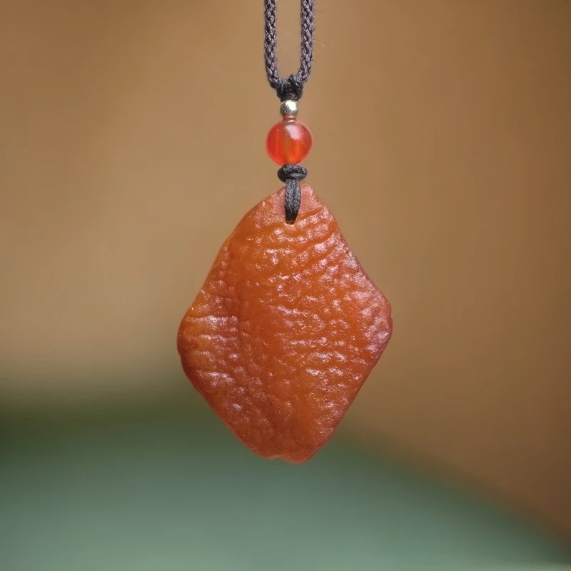 天然蜜蜡红皮荔枝纹原皮挂坠  34✖️27mm