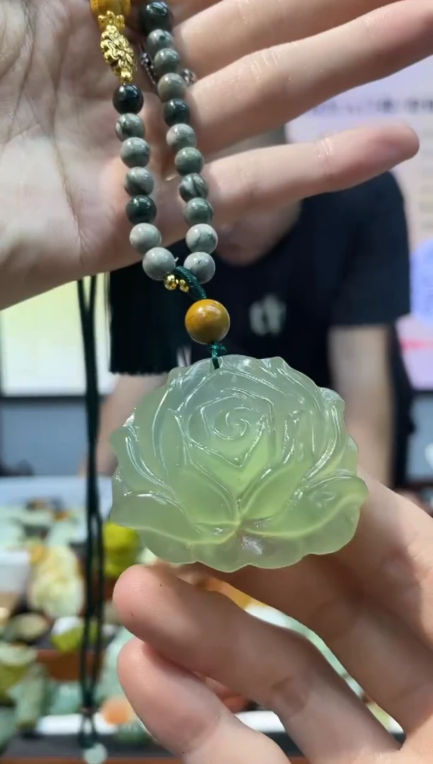 【闪购商品】岫玉吊坠未镶嵌·多样性发货*拍一发一