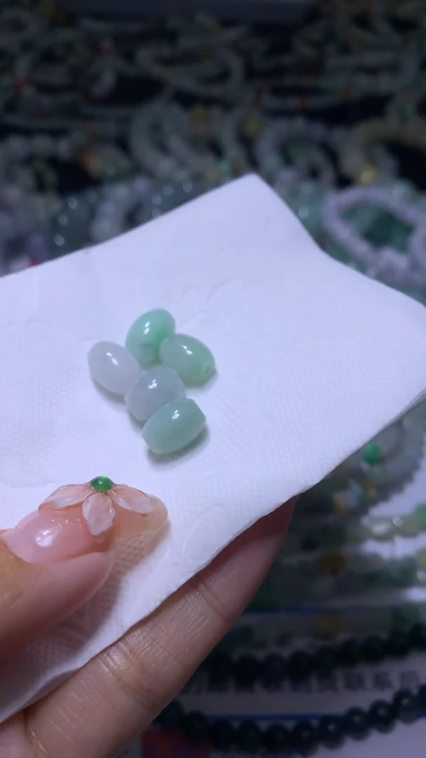 【闪购商品】翡翠颈饰未镶嵌MJX026712