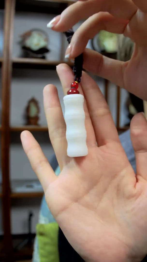 未镶嵌岫玉吊坠竹节