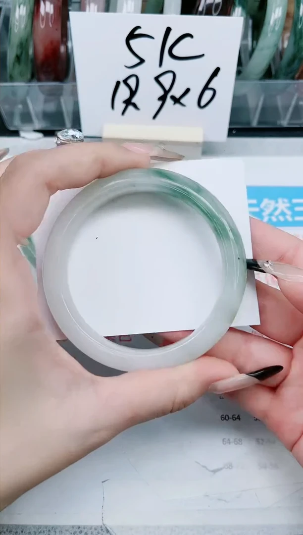 【闪购商品】石英质玉手镯未镶嵌77-62